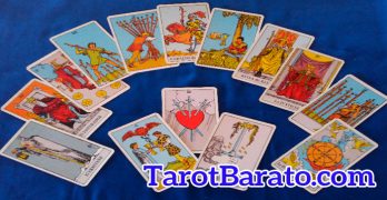 Tirada de tarot del amor, posible infidelidad de su marido